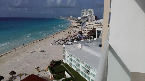 Book Krystal Cancun, Cancun from $158/night - Hotels.com