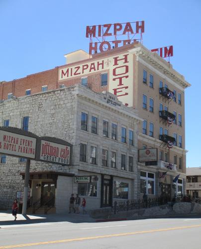 Book Mizpah Hotel, Tonopah, Nevada - Hotels.com