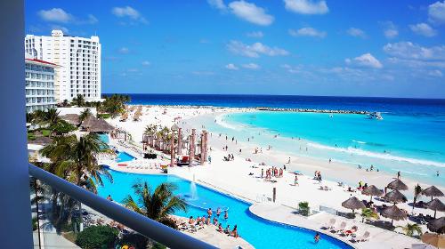 Book Krystal Cancun, Cancun from $158/night - Hotels.com